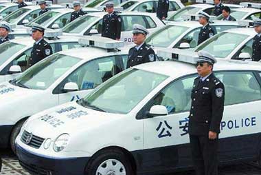 廣州警方升級(jí)巡邏裝備 小型警車(chē)逐步替代摩托車(chē)